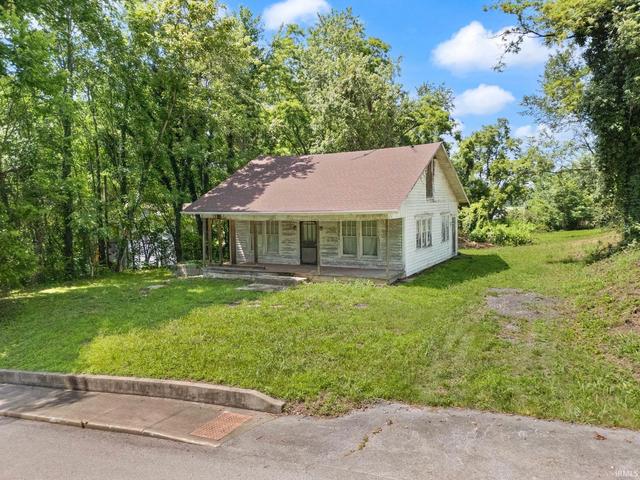 7550 Main St SW, New Amsterdam, IN 47110