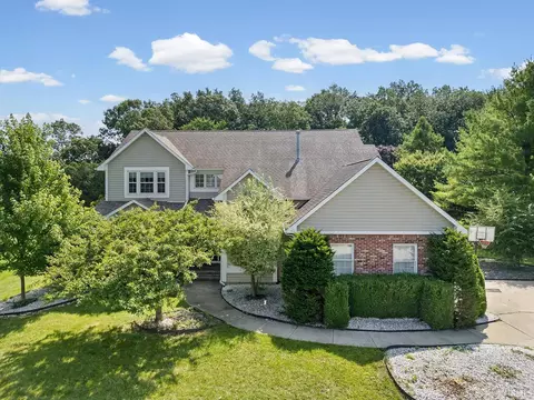 1803 Foxmoor Ln, Lafayette, IN 47905