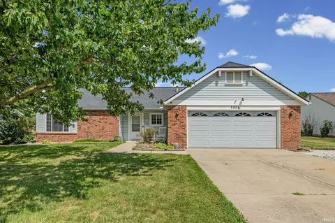 5825 Bittersweet Dr, West Lafayette, IN 47906