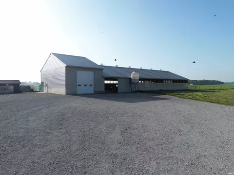 12427 N 500, North Manchester, IN 46962
