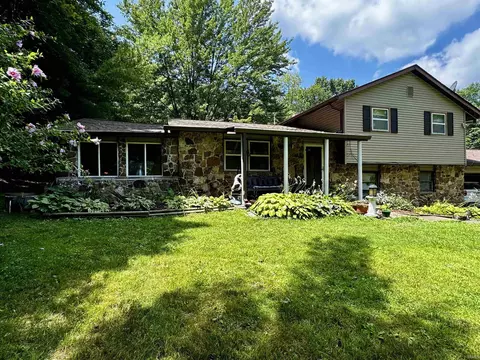 4005 Texas Pike Rd, Spencer, IN 47460