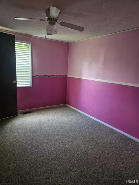 319 W Vine St, Mitchell, IN 47446 photo 5