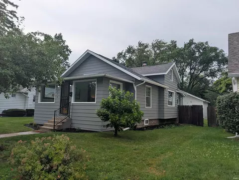 1310 Woodward Ave, Elkhart, IN 46514