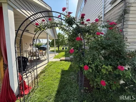 716 W Oak St, Mitchell, IN 47446 photo 25