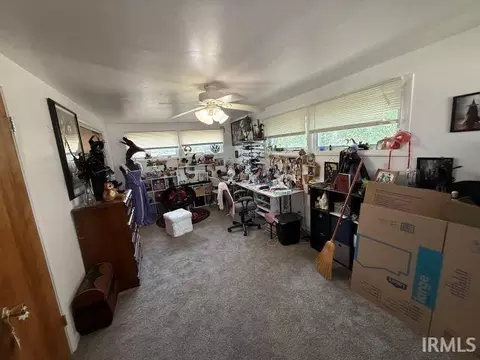 716 W Oak St, Mitchell, IN 47446 photo 8