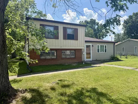1220 N Lafontaine St, Huntington, IN 46750