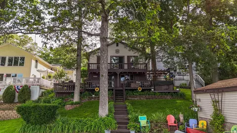 60 Lane 260b Crooked Lk, Angola, IN 46703