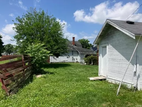 Exterior - 407 E Washington St, Dunkirk, IN 47336 photo 5 of 6