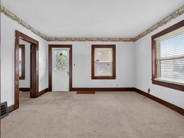 915 W Ensley Ave, Auburn, IN 46706