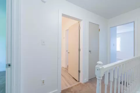 Entry Way - 563 E Graham Pl, Bloomington, IN 47401 photo 3 of 4