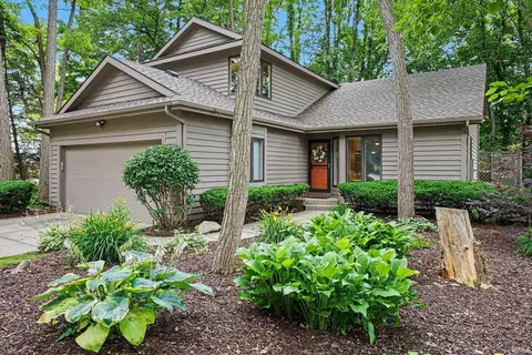 17991 Sable Ridge Dr, South Bend, IN 46635