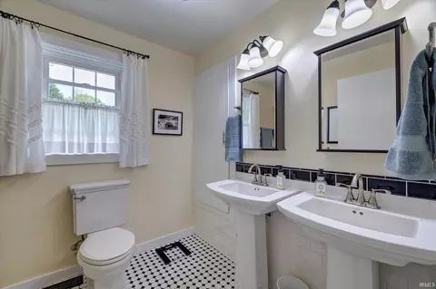 Bath - 3615 E Post Rd, Bloomington, IN 47408 photo 1 of 4