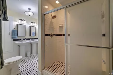 Bath - 3615 E Post Rd, Bloomington, IN 47408 photo 2 of 4