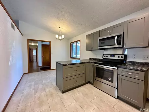 1830 E Thornton Dr, Bloomington, IN 47401 photo 14