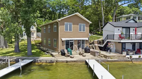 2687 W Sycamore Beach Rd, Angola, IN 46703