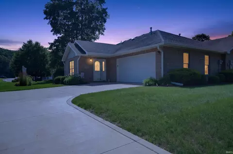 Exterior - 800 Walnut Rdg W, Logansport, IN 46947 photo 2 of 3