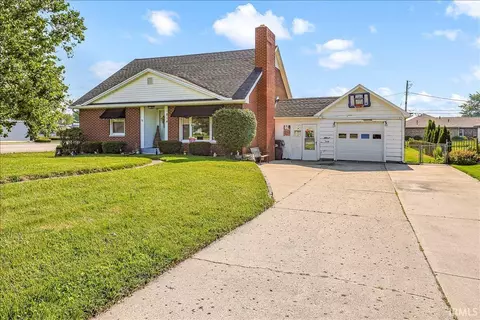 814 N Columbia St, Union City, IN 47390