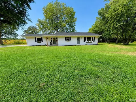 422 N Plank Rd, Boonville, IN 47601