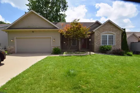 18416 Summer Wind Ln, South Bend, IN 46637