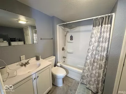 Bath - 210 W Jay St, Dunkirk, IN 47336 photo 1 of 3