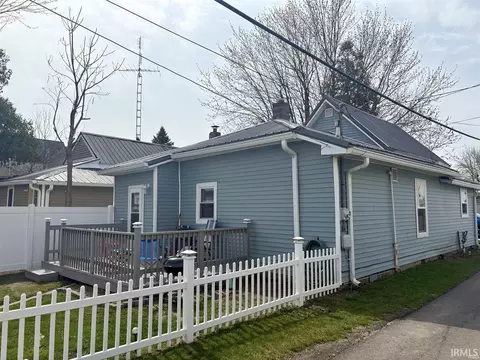 Exterior - 210 W Jay St, Dunkirk, IN 47336 photo 5 of 8