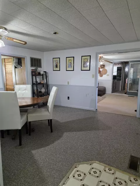 Dining - 322 W North St, Windfall, IN 46076 photo 1 of 1