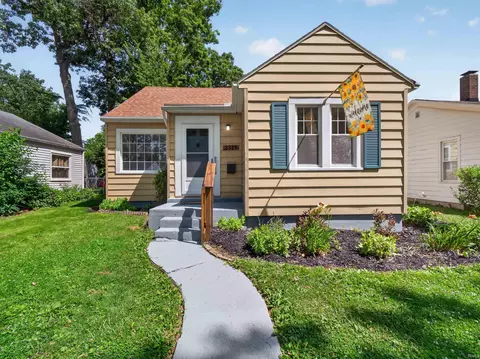 2315 Kenwood Ave, Fort Wayne, IN 46805