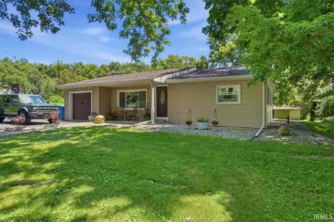 1025 S 500 E Rd, Columbia City, IN 46725