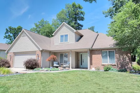 1527 Millennium Xing, Fort Wayne, IN 46845