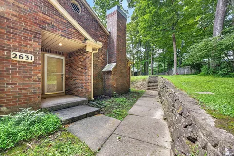 Exterior - 2631 Windermere Woods Dr, Bloomington, IN 47401 photo 4 of 9