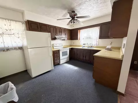 Kitchen - 4369 E Main St, Avon, IN 46123 photo 1 of 3