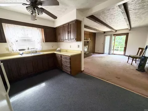 Kitchen - 4369 E Main St, Avon, IN 46123 photo 2 of 3