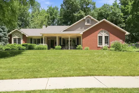 2815 Cliffwood Ln, Fort Wayne, IN 46825