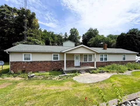 302 W Main St, Ellettsville, IN 47429