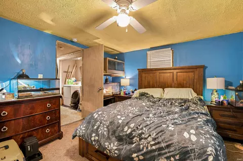 Bedroom - 407 E Maple St, Gaston, IN 47342 photo 2 of 5