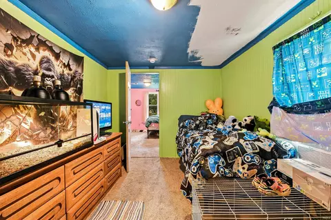 Bedroom - 407 E Maple St, Gaston, IN 47342 photo 5 of 5