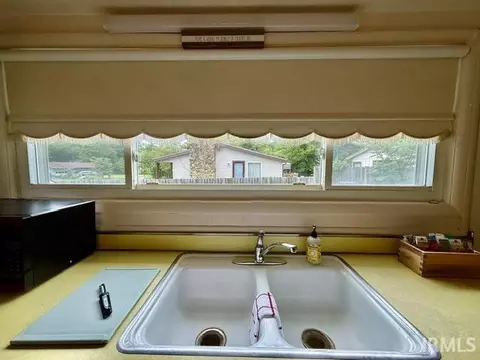 Kitchen - 135 E Ridgeview Dr, Bloomington, IN 47401 photo 2 of 2