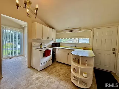 Kitchen - 135 E Ridgeview Dr, Bloomington, IN 47401 photo 1 of 2