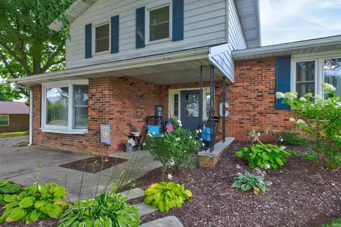 432 E 2nd St, Ferdinand, IN 47532 photo 2