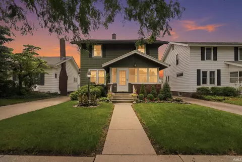 923 Pasadena Dr, Fort Wayne, IN 46807