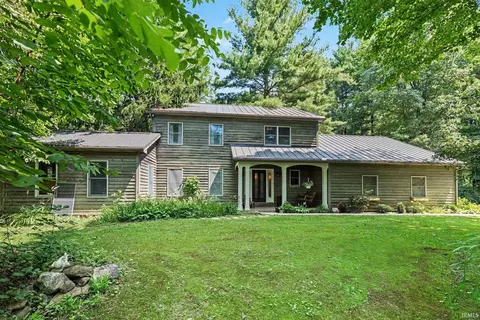 24711 New Rd, North Liberty, IN 46554