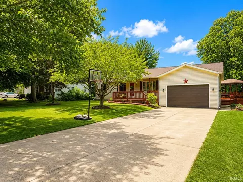 403 Eastside Park Rd, Washington, IN 47501
