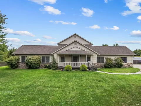 2821 Bashor Rd, Goshen, IN 46526
