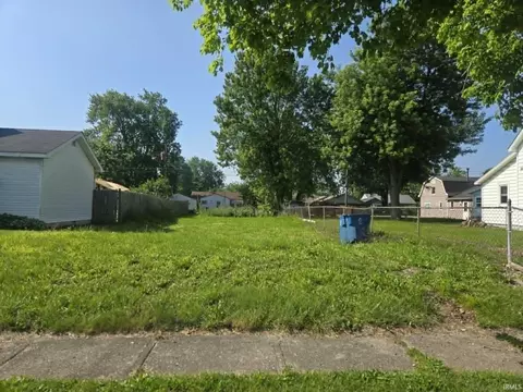 416 E South D St, Gas City, IN 46933
