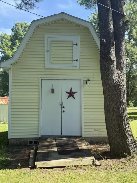 2401 Elyetta St, Fort Wayne, IN 46802 photo 6