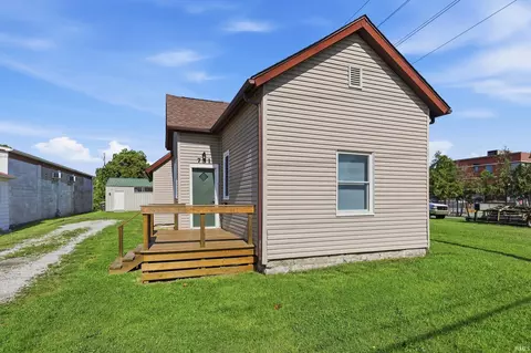 731 Saint Francis Dr, Fort Wayne, IN 46808