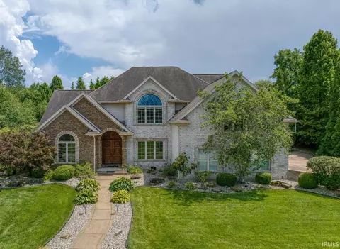 2500 Oak Bend Pl, Newburgh, IN 47630