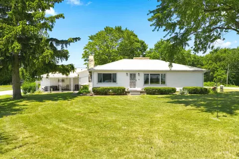 213 Willow Ct, Kendallville, IN 46755