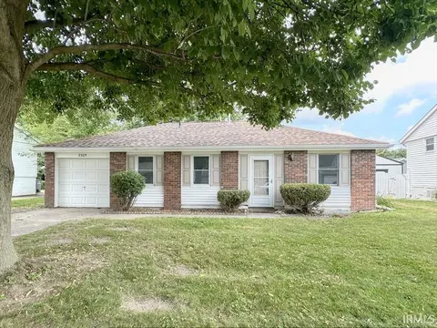 2305 Baton Rouge Dr, Kokomo, IN 46902