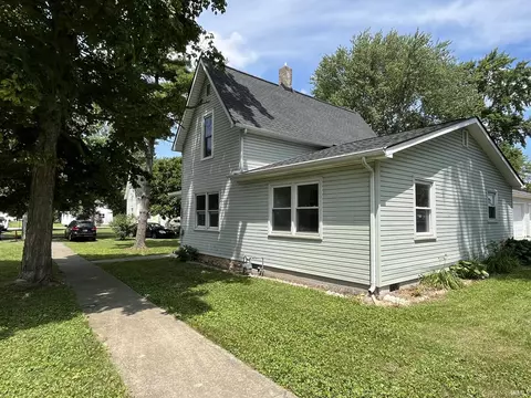 Exterior - 103 E 2nd St, Converse, IN 46919 photo 4 of 9